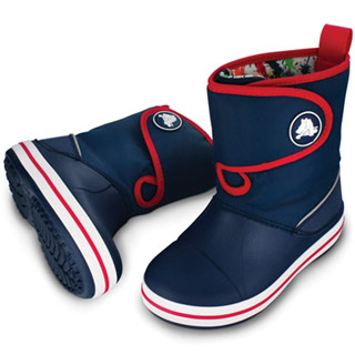 crocs-gust-boot-navy-red.jpg